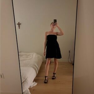Forever 21 Black Strapless Dress